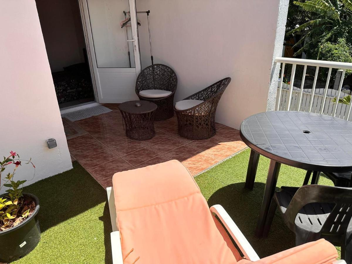 Chez Chouchou Bed & Breakfast Riviere Saint-Louis Exterior foto