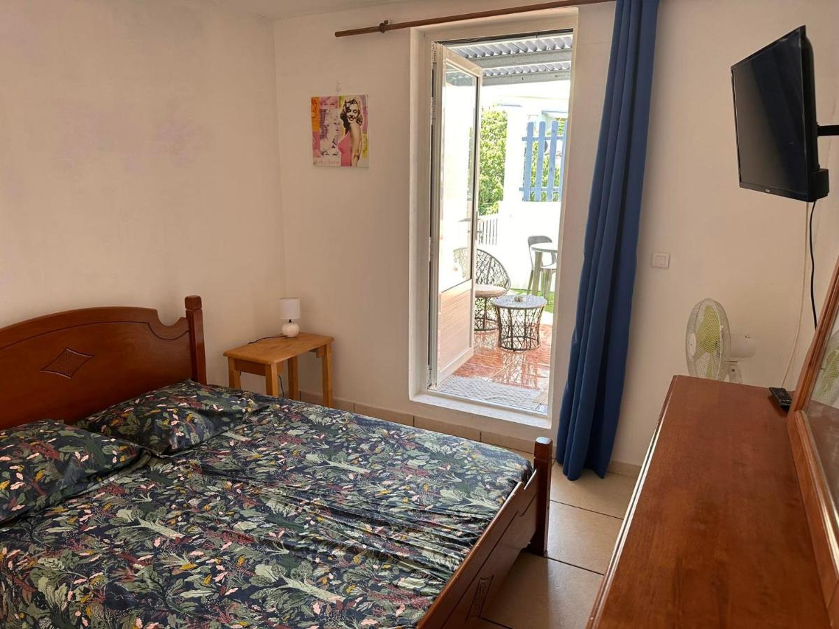 Chez Chouchou Bed & Breakfast Riviere Saint-Louis Exterior foto