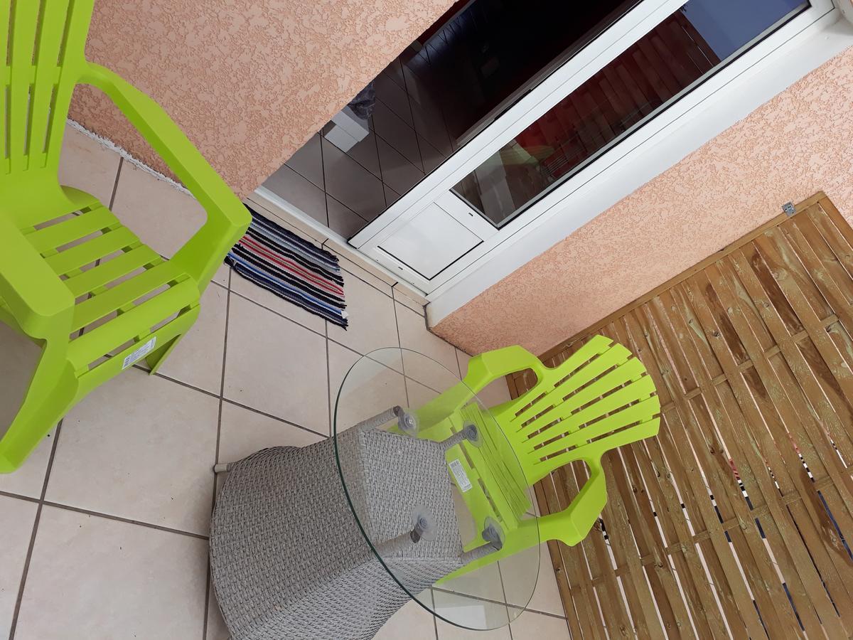 Chez Chouchou Bed & Breakfast Riviere Saint-Louis Exterior foto